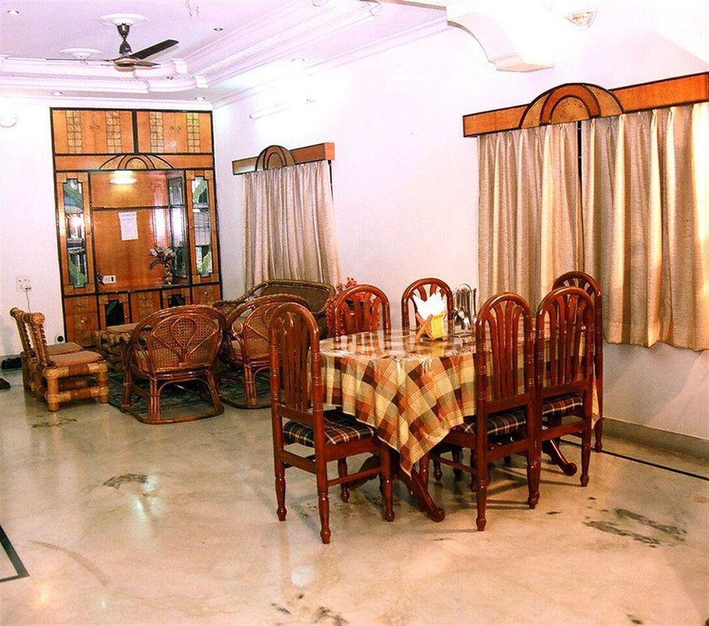 Coral Residency, Sector I Hotel Calcutta Buitenkant foto